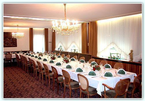 Hotel Goldinger Landstuhl Restaurante foto