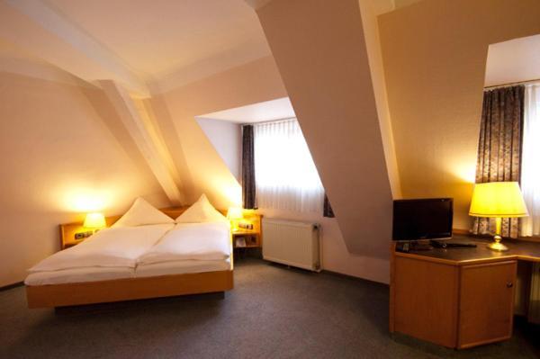 Hotel Goldinger Landstuhl Habitación foto